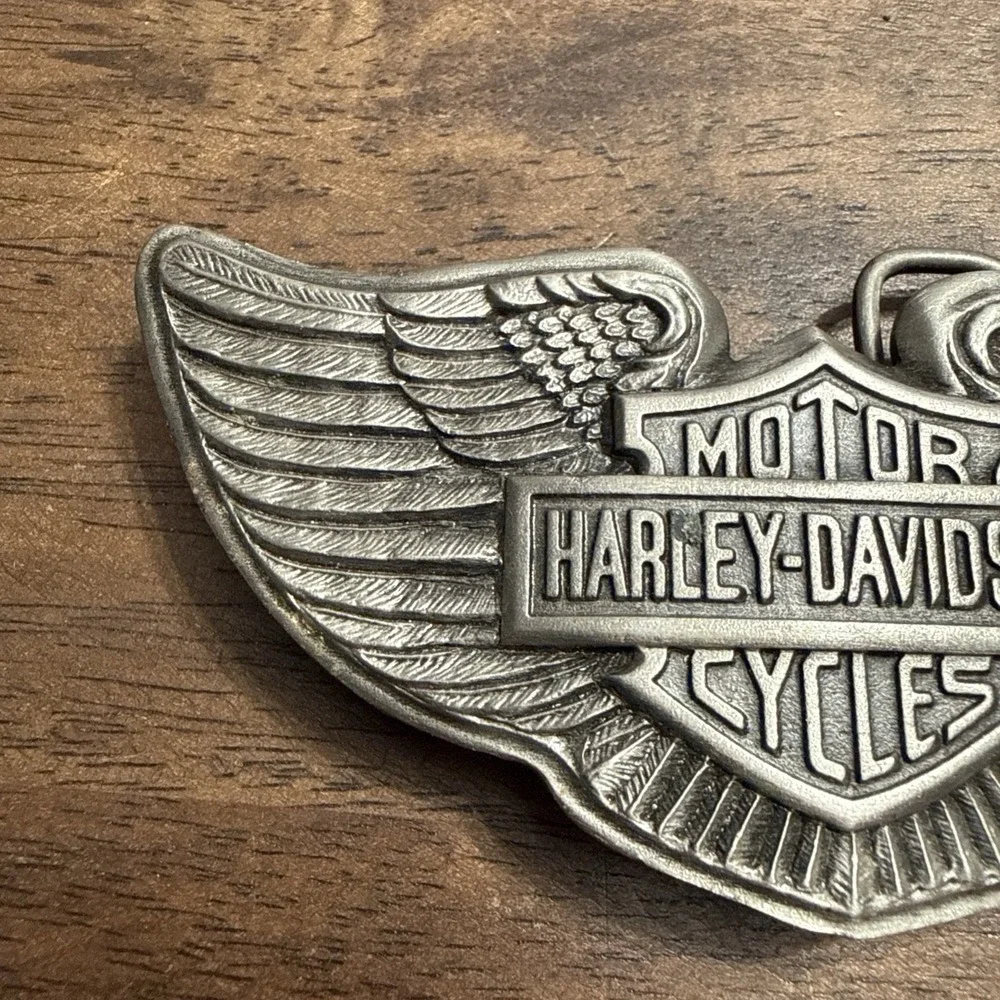 Vintage Harley Davidson Motorcycle Wings Shield Belt buckle